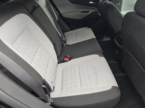Used 2023 Chevrolet Equinox LS FWD image 17