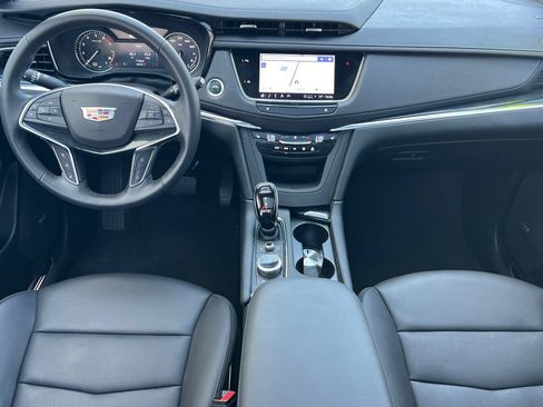 Used 2024 Cadillac XT5 Premium Luxury FWD image 18