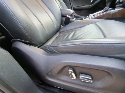 Used 2013 Audi Q5 3.0T Premium Plus image 45