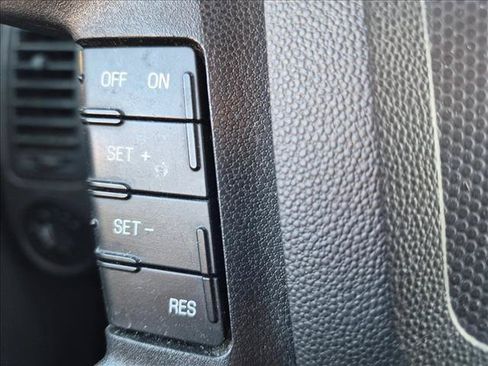 Used 2009 Ford Escape XLT AWD/4WD image 13