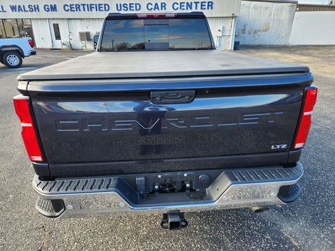 Used 2024 Chevrolet Silverado 2500 LTZ w/ LTZ Convenience Package image 6