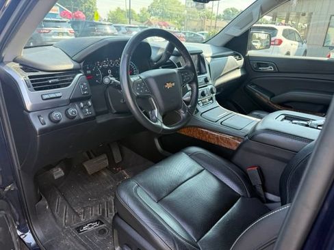 Used 2020 Chevrolet Tahoe Premier AWD/4WD image 14