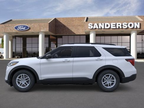 New 2026 Ford Explorer Active RWD image 4