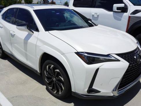 Certified 2023 Lexus UX 250h AWD w/ Accessory Package (Z1) image 3
