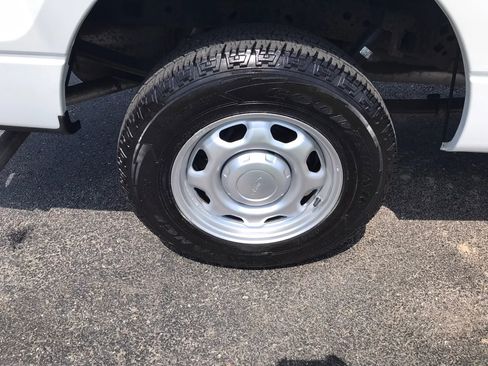 Used 2013 Ford F150 XL w/ Mid Equipment Group RWD image 32