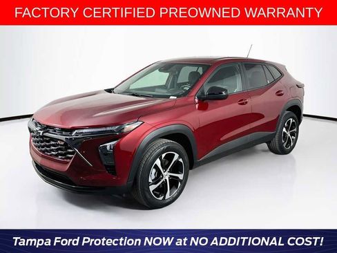 Used 2025 Chevrolet Trax RS FWD image 1