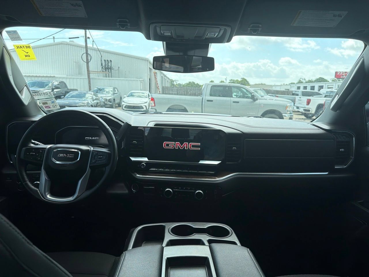 Used 2024 GMC Sierra 1500 Elevation AWD/4WD image 9