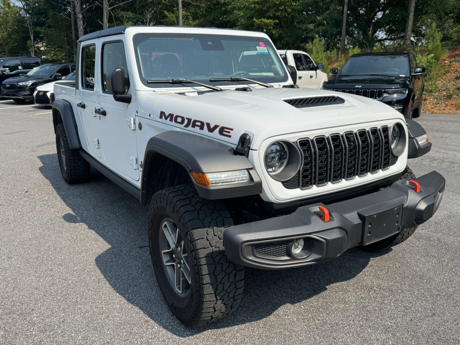 Certified 2025 Jeep Gladiator Mojave w/ Convenience Group AWD/4WD image 3
