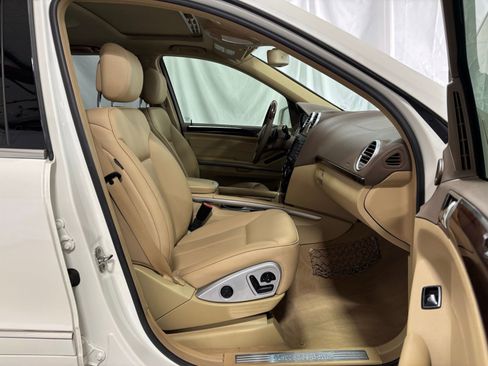 Used 2012 Mercedes-Benz GL 320 BlueTEC 4MATIC image 16