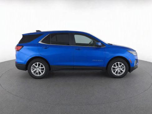 Used 2024 Chevrolet Equinox LT AWD/4WD image 8