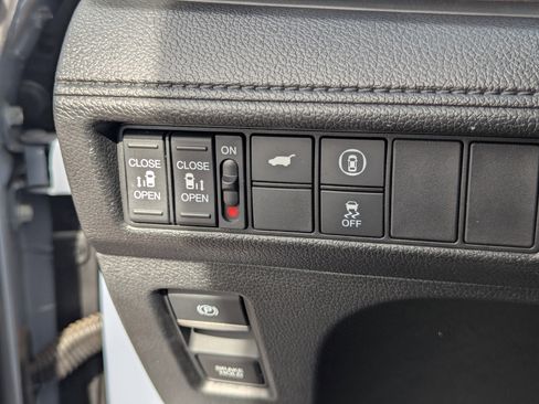 Used 2023 Honda Odyssey Sport image 30