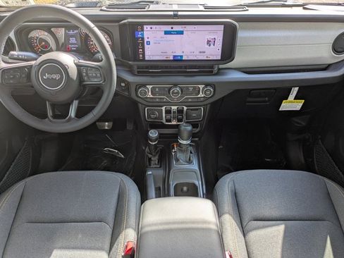 New 2025 Jeep Gladiator Sport image 15