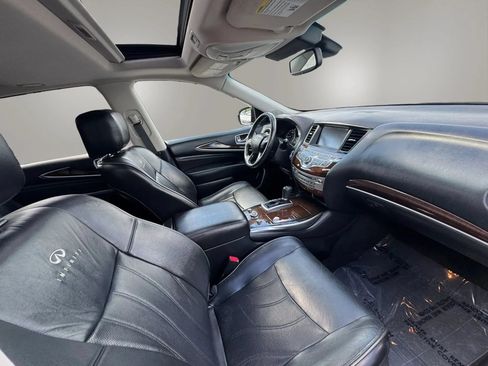 Used 2013 INFINITI JX35 AWD w/ Premium Pkg image 19
