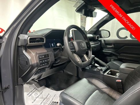 Used 2024 Toyota Tacoma TRD Off-Road w/ TRD Off Road Premium Package image 19