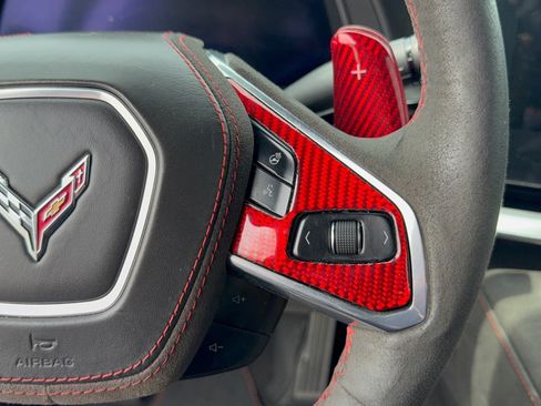 Used 2022 Chevrolet Corvette Stingray Premium Cpe w/ Z51 Performance Package RWD image 19