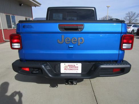 Used 2021 Jeep Gladiator Sport w/ Quick Order Package 24Q 80Th AWD/4WD image 8