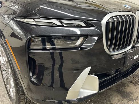 Used 2023 BMW X7 xDrive40i w/ Parking Assistance Package AWD/4WD image 30