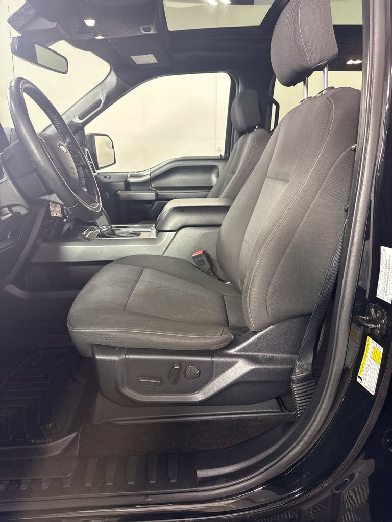 Used 2019 Ford F150 XLT w/ Equipment Group 302A Luxury AWD/4WD image 14