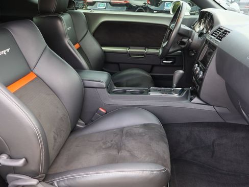 Used 2008 Dodge Challenger SRT8 RWD image 28