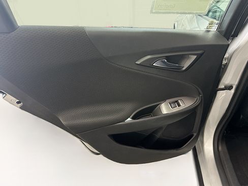 Used 2019 Chevrolet Malibu LT FWD image 27