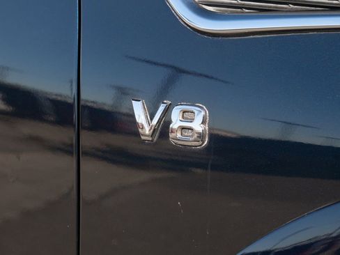 Used 2021 Nissan Armada SL w/ Captain's Chairs Package RWD image 12
