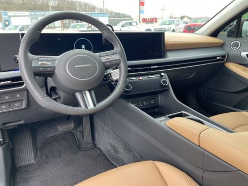 Used 2025 Hyundai Sonata Limited image 11