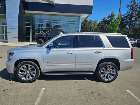 Used 2017 Chevrolet Tahoe Premier AWD/4WD image 2