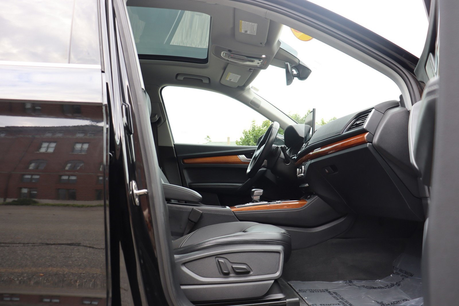 Used 2023 Audi Q5 2.0T Premium Plus AWD/4WD image 21