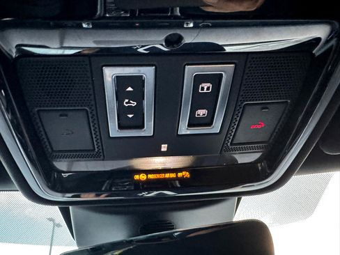 Used 2019 Land Rover Range Rover Sport HSE image 28