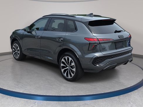 New 2026 Audi Q3 quattro 2.0T AWD/4WD image 7