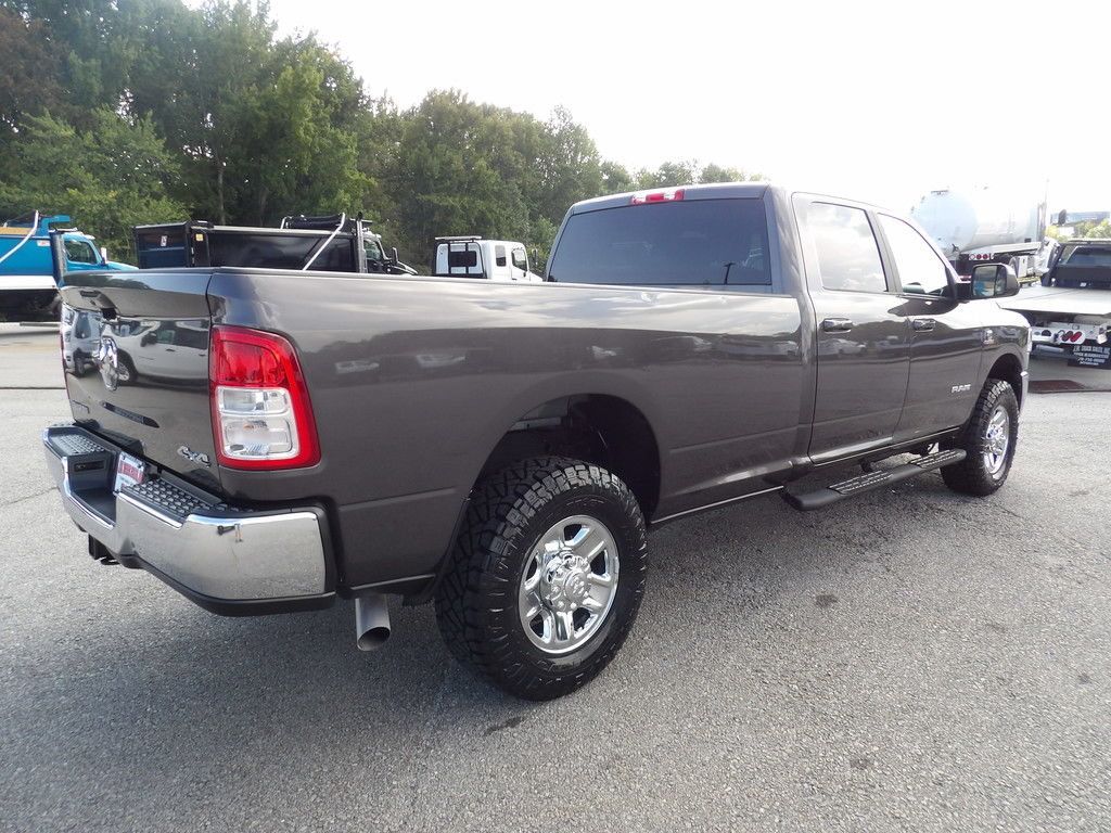 Used 2022 RAM 3500 Big Horn AWD/4WD image 8