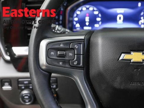 Used 2023 Chevrolet Silverado 1500 LT image 15