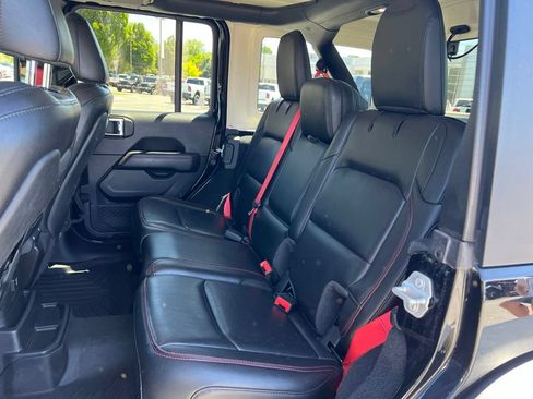 Used 2020 Jeep Wrangler Unlimited Rubicon w/ Quick Order Package 28Y Recon AWD/4WD image 23