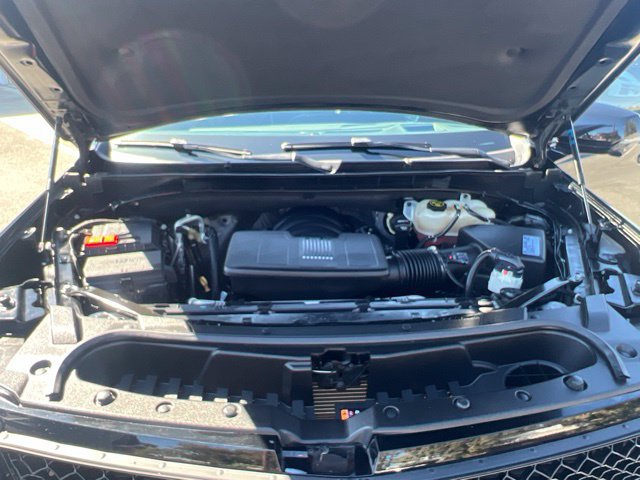 Used 2021 Cadillac Escalade ESV Sport w/ Driver Assist Tech Package AWD/4WD image 18