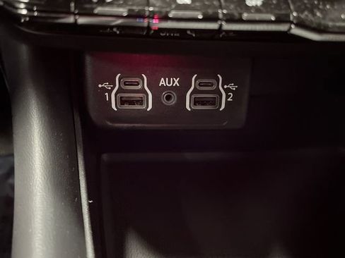 Used 2024 Dodge Durango GT image 23