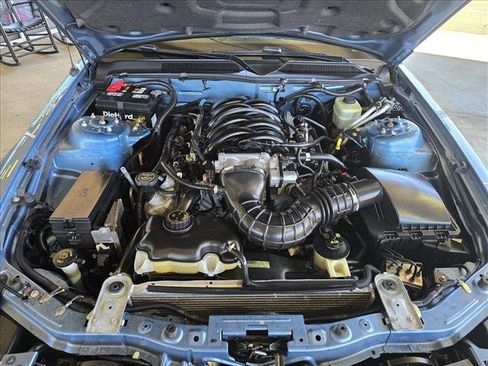 Used 2005 Ford Mustang GT Premium image 27