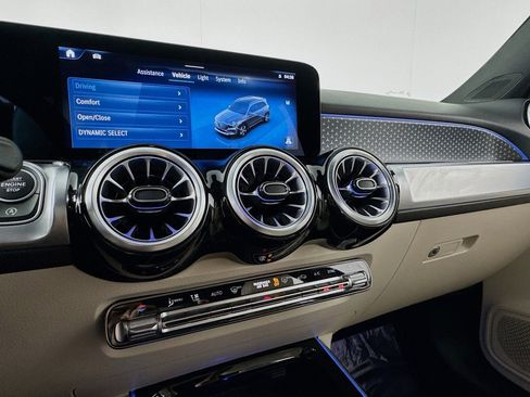 Certified 2024 Mercedes-Benz GLB 250 GLB 250 image 20