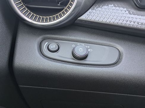 New 2026 Chevrolet Trax ACTIV w/ Sunroof Package image 22