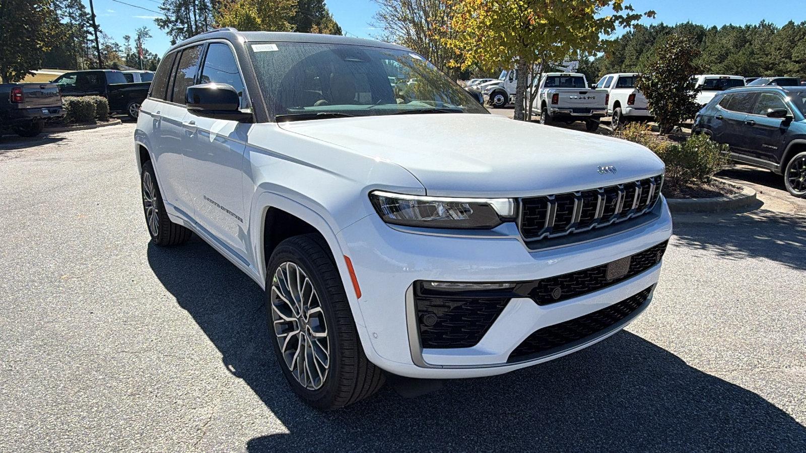 New 2027 Jeep Grand Cherokee Summit AWD/4WD image 5