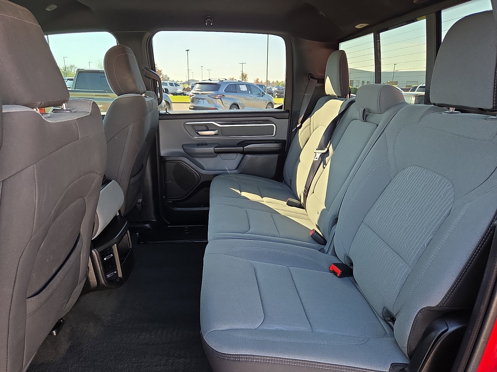 Used 2022 RAM 1500 Big Horn AWD/4WD image 10