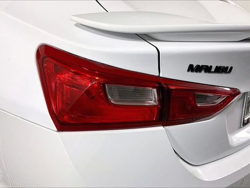 Used 2021 Chevrolet Malibu RS FWD image 27