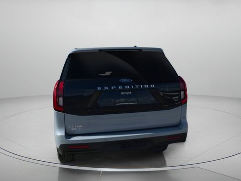 New 2025 Ford Expedition Active image 27