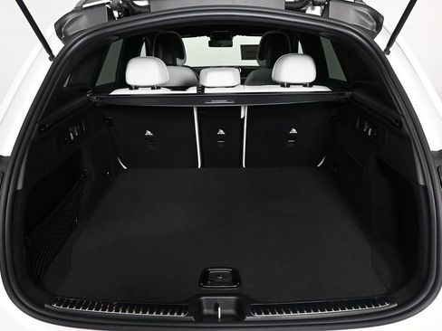 New 2026 Mercedes-Benz GLC 300 image 29