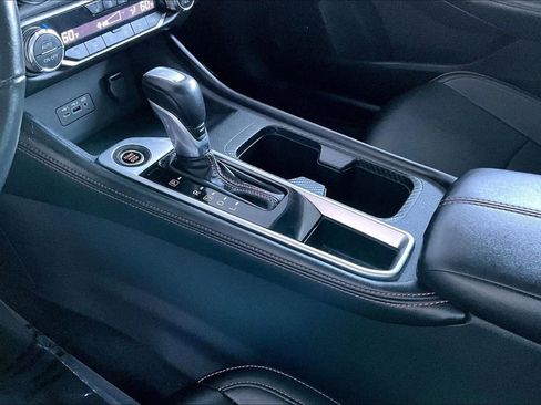 Used 2023 Nissan Sentra SR w/ SR Premium Package image 18