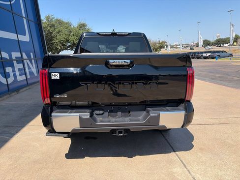 Used 2024 Toyota Tundra Limited AWD/4WD image 6