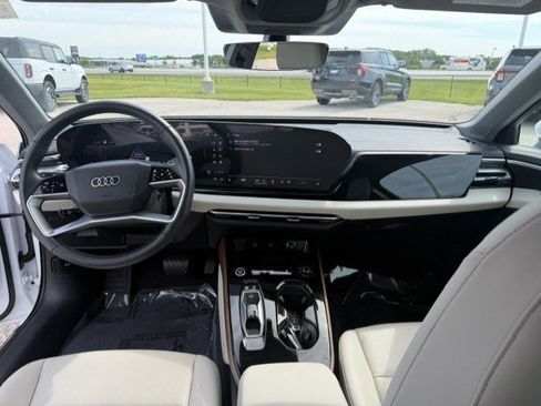 Used 2025 Audi A5 2.0T Premium w/ Convenience Package AWD/4WD image 28