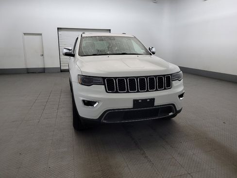 Used 2017 Jeep Grand Cherokee Limited w/ Luxury Group II AWD/4WD image 14