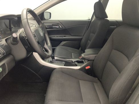 Used 2015 Honda Accord Sport image 17
