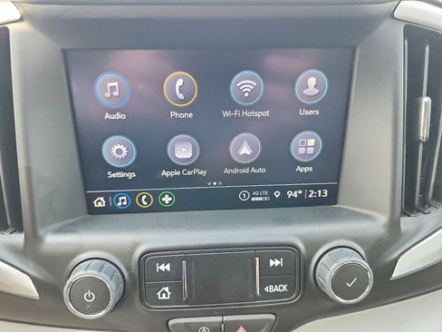 Certified 2024 GMC Terrain SLT FWD image 16