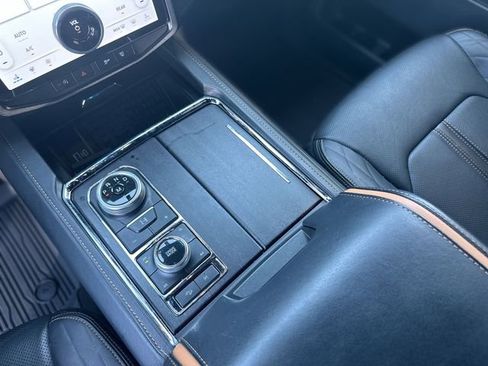 Certified 2023 Ford Expedition Max Platinum AWD/4WD image 22
